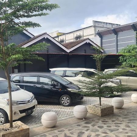 Hotel Kaliu Pacitan Exterior foto